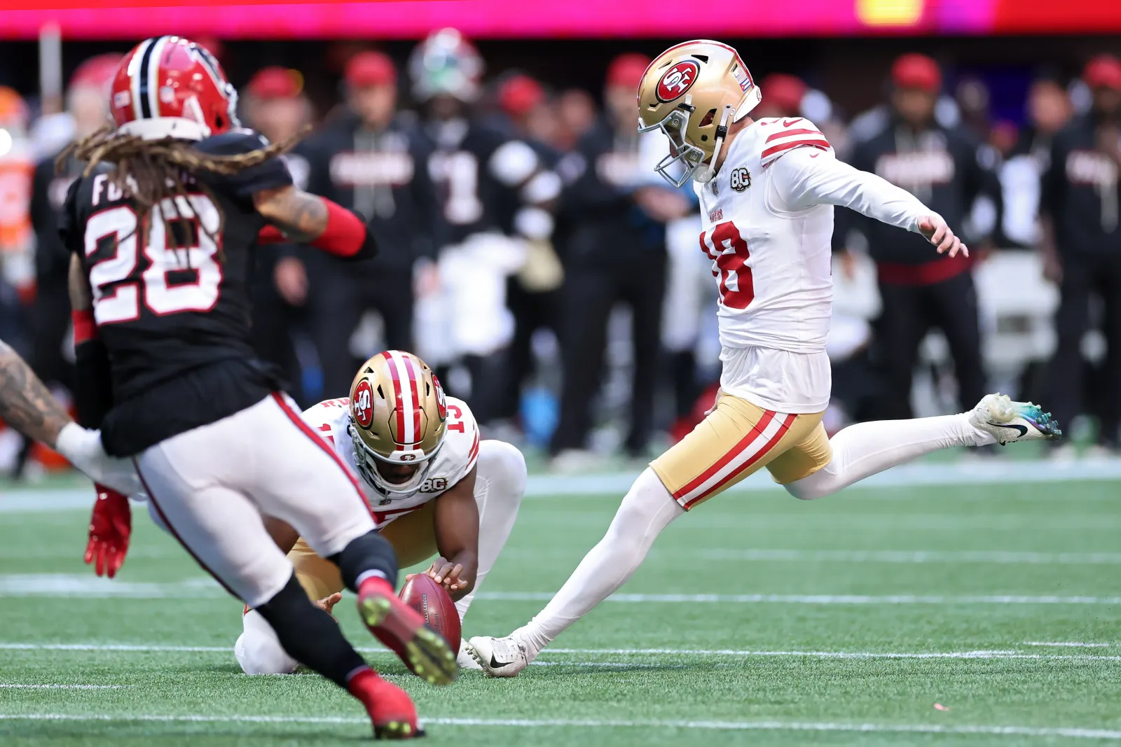 49ers Stick With Current Kickers as Eddy Pineiro Continues to Struggle
