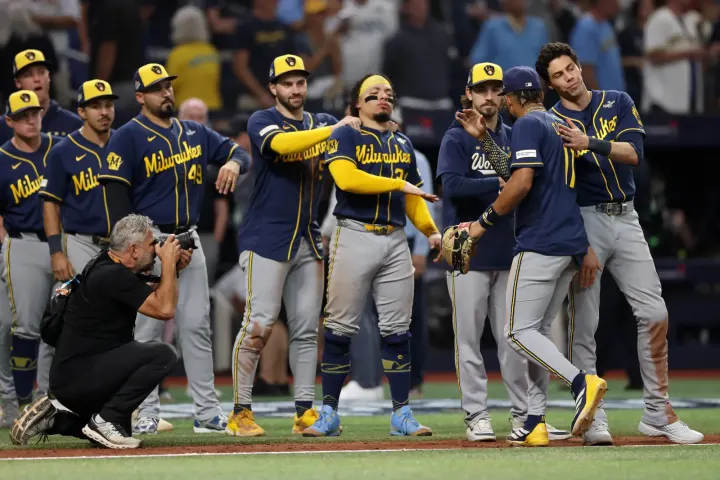 Brewers Elevate Dominance in Rays Blowout, World Series Victory Looks Certain