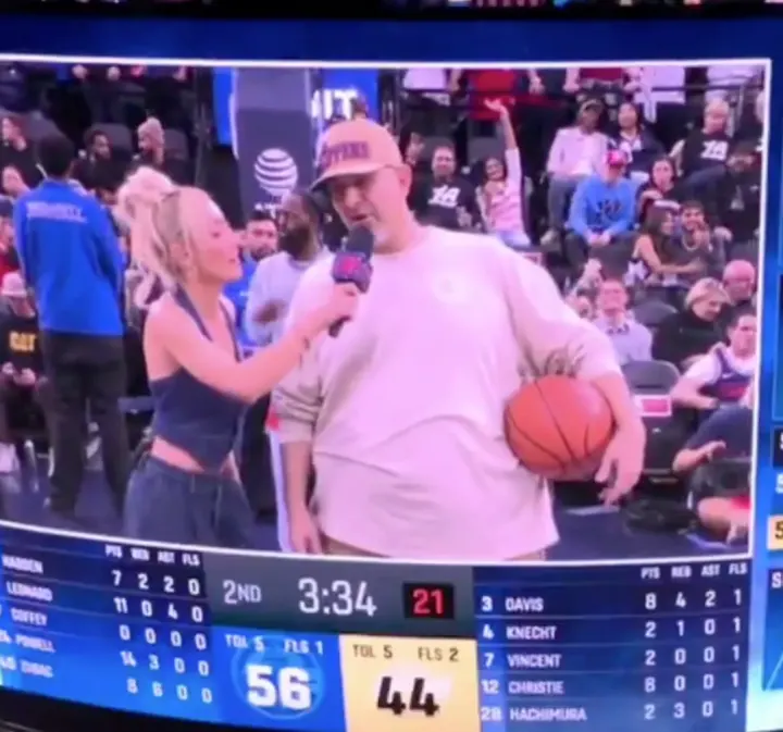 Clippers Fan's Age Remark About LeBron James Sparks On-Court Retort