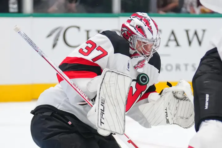 Connor Hellebuyck Debut Powers Devils to 5-1 Victory Over Stars