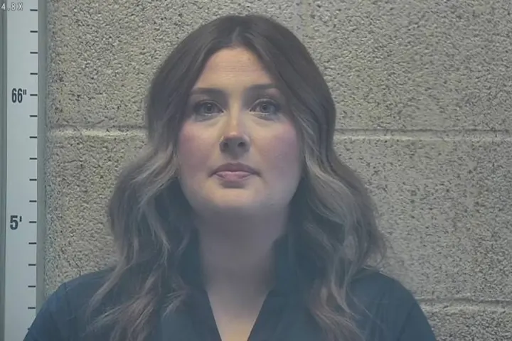 Female Teacher Who Sexted Student Pleads Guilty, Receives Lifetime Teaching Ban