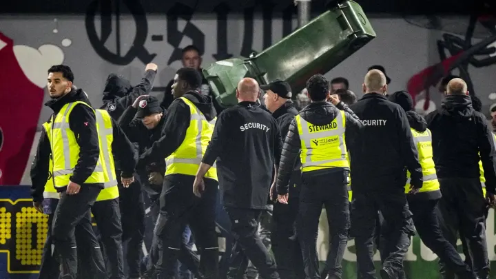 Utrecht Victory Marred by Pitch Invasion and Wheelie Bin Throw in Dutch Cup