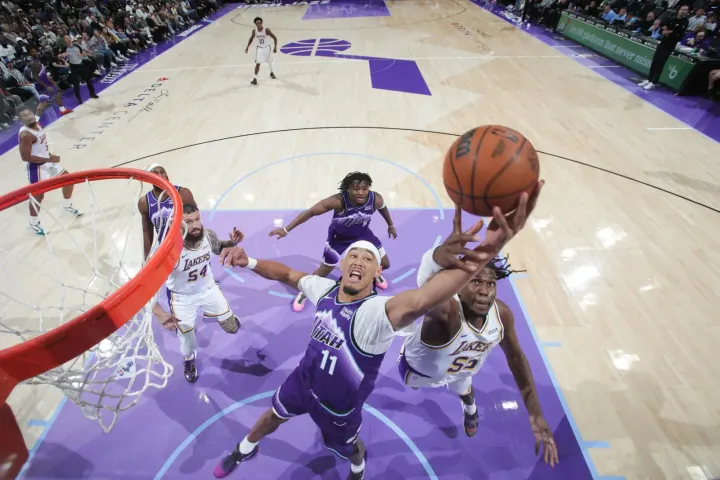 Lakers' Early Season Struggles Mirror Preseason Flaws