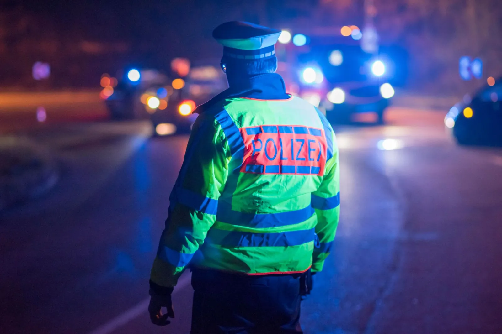 Several Injured as Car Rammed Into Crowd, Police Shoot Suspect Who Flees on Foot in Germany