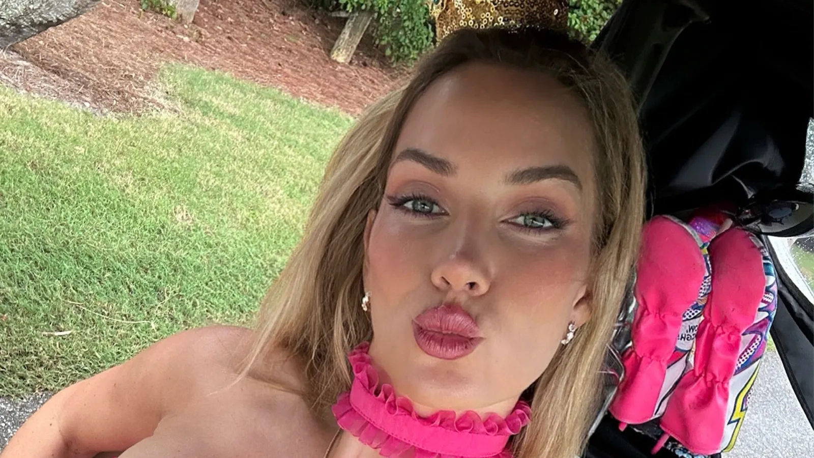 Paige Spiranac Dresses as Princess Peach on Golf Course, Fans Call Her Enchanting