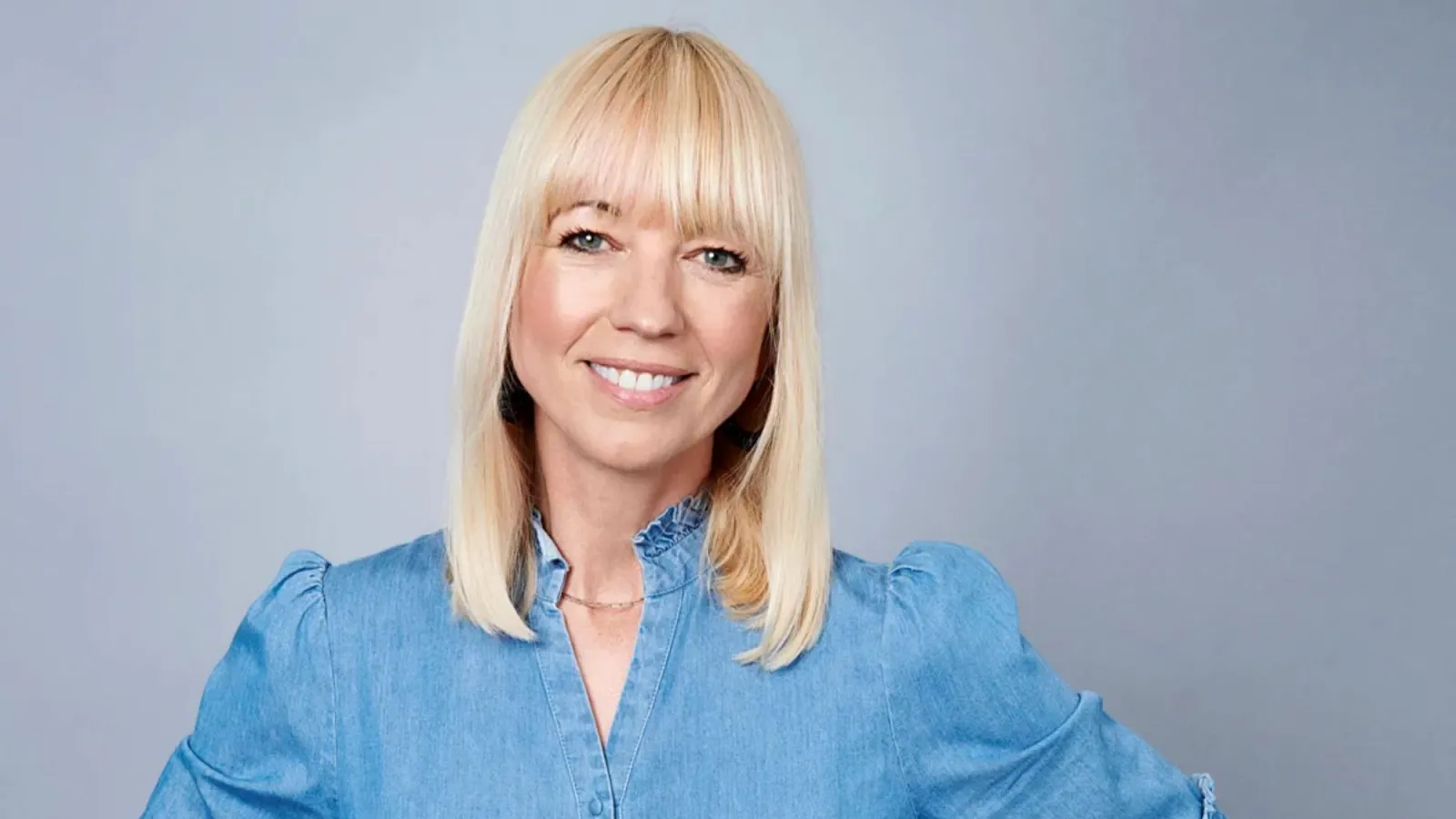 Sara Cox Takes Over Radio 2 Breakfast Show After Eight Years as Bridesmaid
