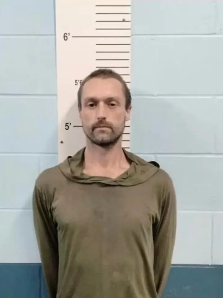 Missouri Man Reads Father Last Rites Before Killing Him With Kitchen Cleaver