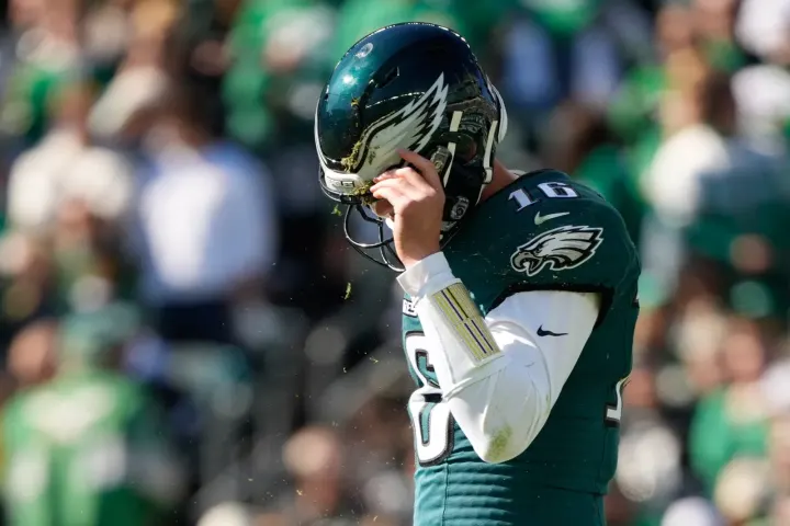 Stitches Sets Its Sights on Cowboys vs. Eagles Monday Night Football Clash