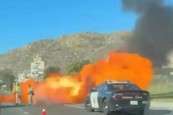 Car Explosion on California Interstate 215 Engulfs Two Officers in Flames