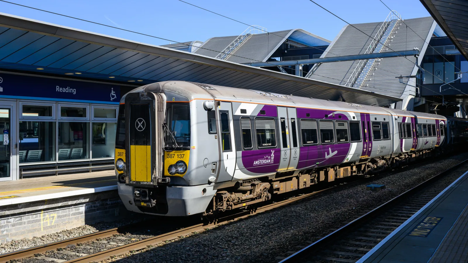 All Trains to Heathrow Cancelled After Incident, Travel Warning Issued