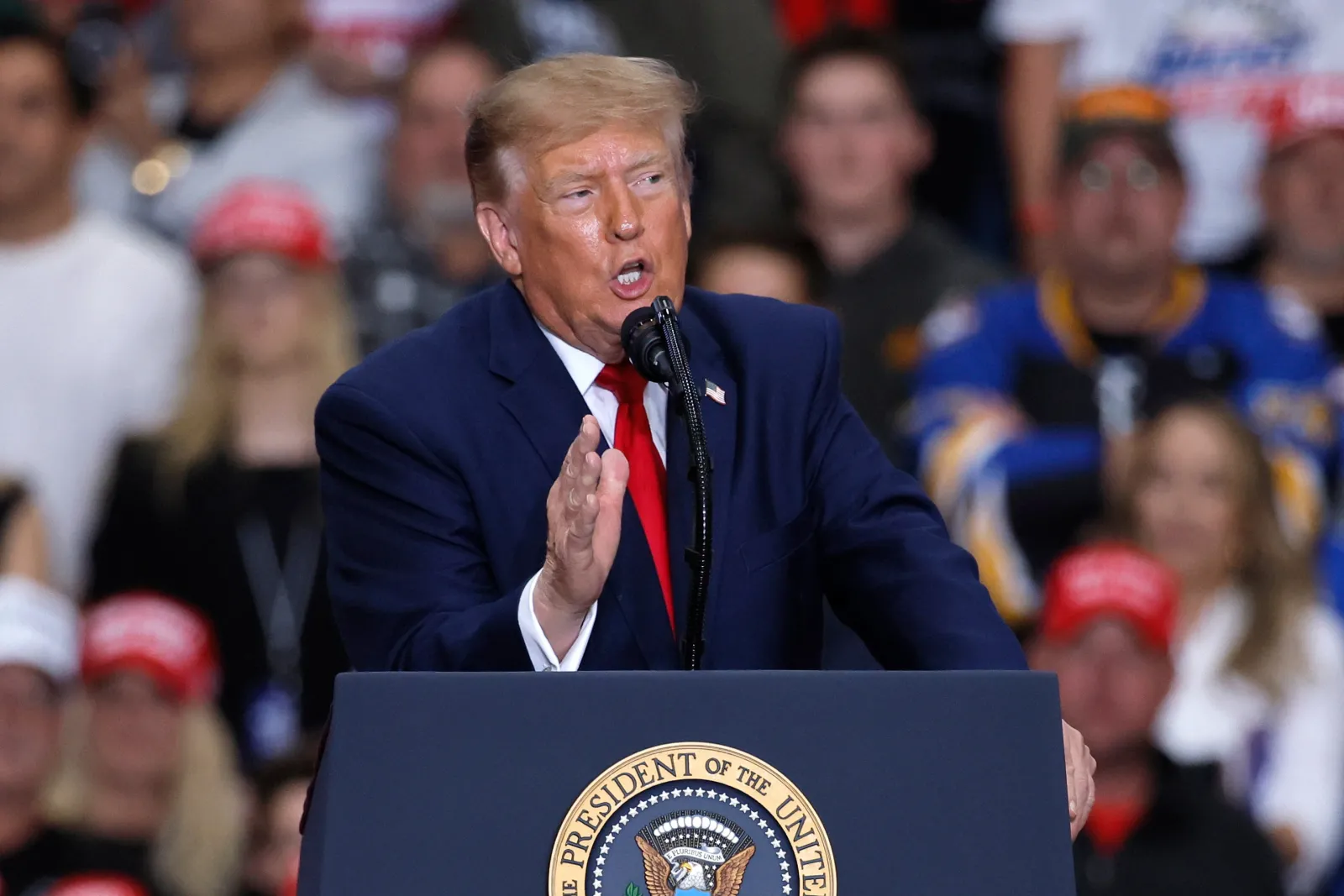 Trump Responds to Obama's 'Cheesecake Factory' Comment, Calls Him a Lousy President
