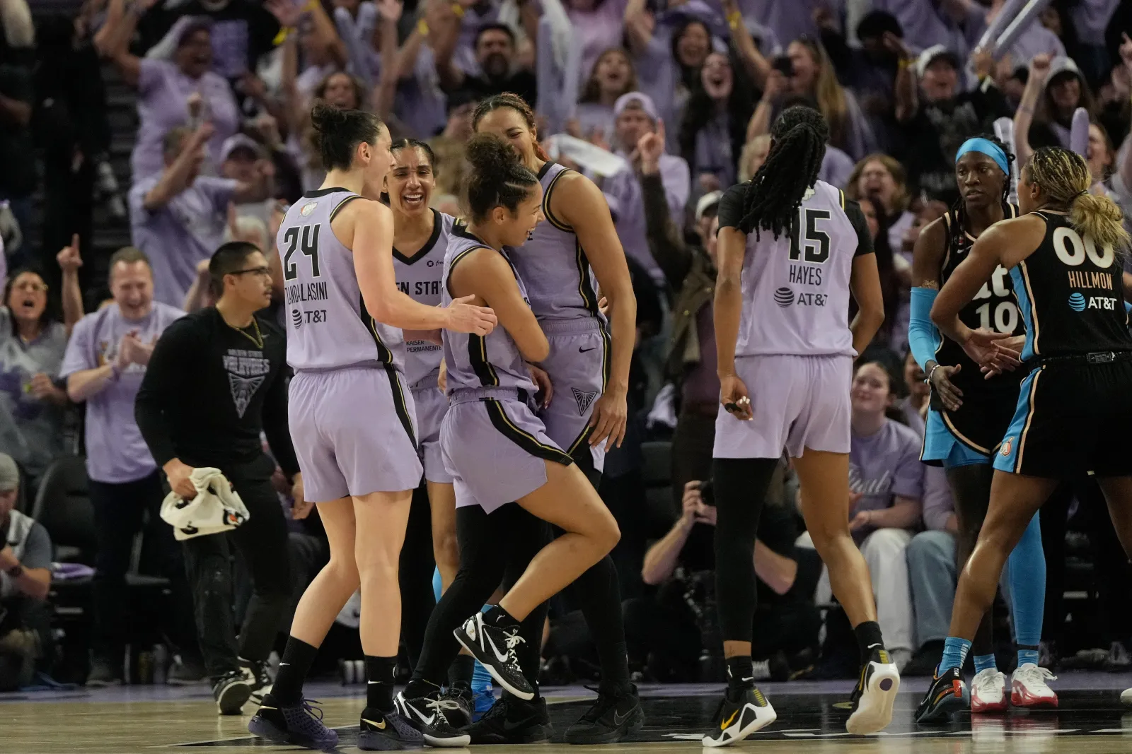 Valkyries Move Within One Win of WNBA Title After Game 5 Shutout