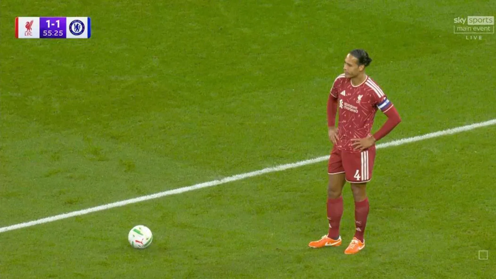 Virgil van Dijk Becomes Generational Meme After Chelsea Defender Falls